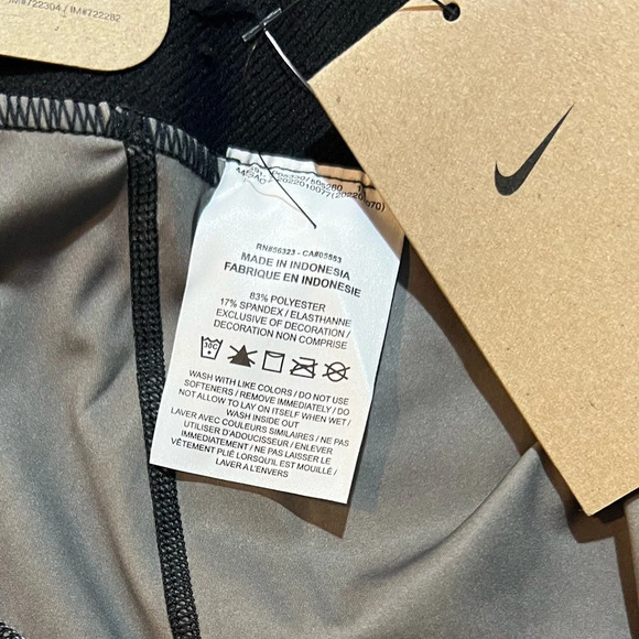 Nike Women’s Pro Dri Fit Training Tights Leggings Black and White Plus Size 1X - Picture 7 of 8